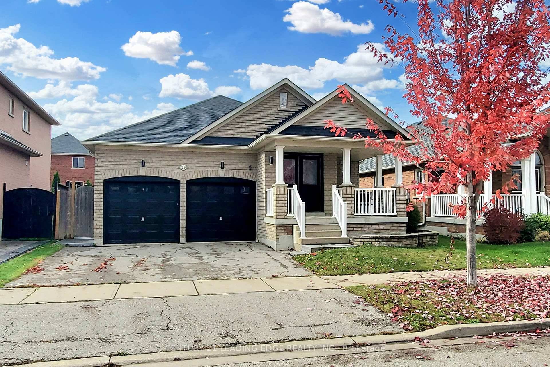 Excellent Location in Sought After Williamsburg !