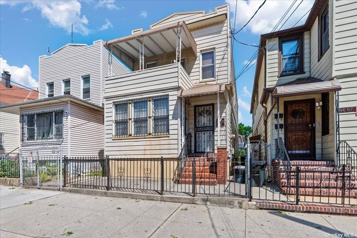 Legal 2 Family in the Heart of Elmhurst Conveniently located near local buses amp ; subway, parks, schools, Queens Center Mall amp ; more !