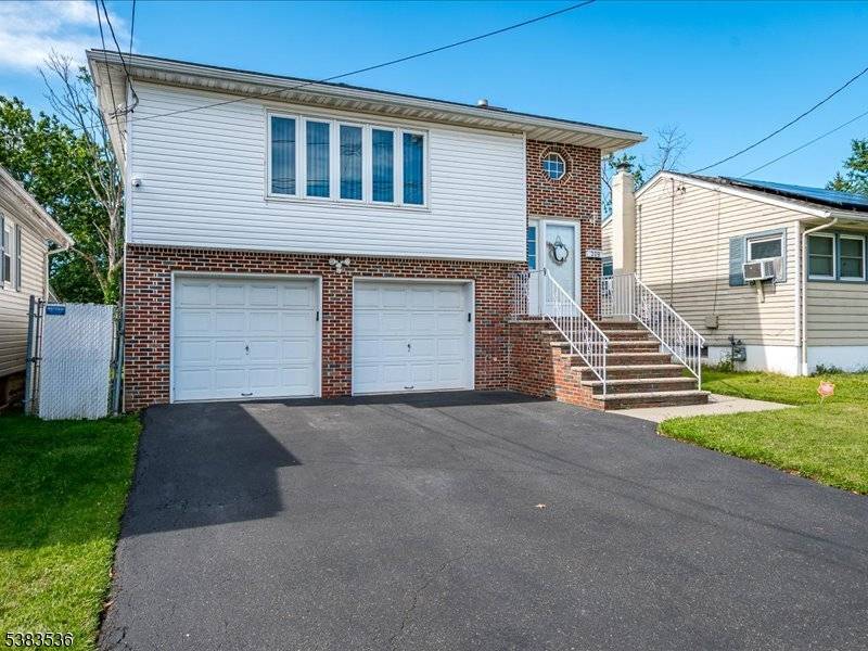 Welcome to this beautifully maintained, spacious, move in ready 4 bedroom home near Linden Train Station !