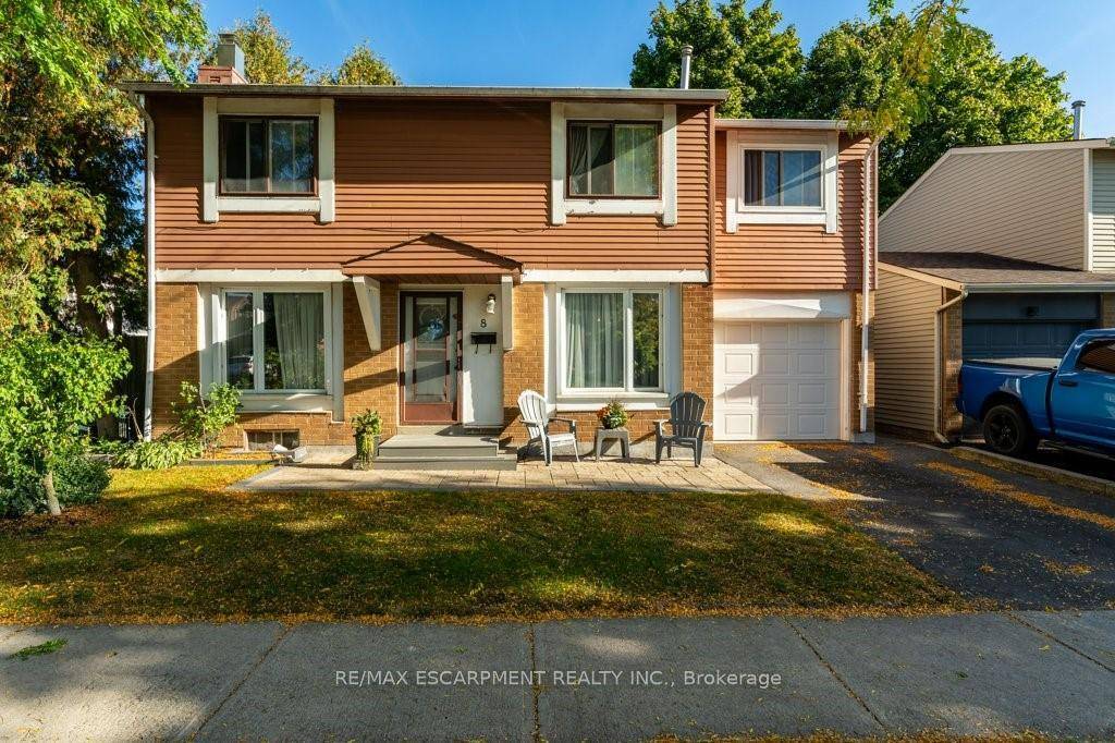 GREAT OPPORTUNITY FOR INVESTOR TO RENOVATE THIS HOME LOCATED IN QUIET WATERDOWN COMMUNITY ON A TREELINED STREET.