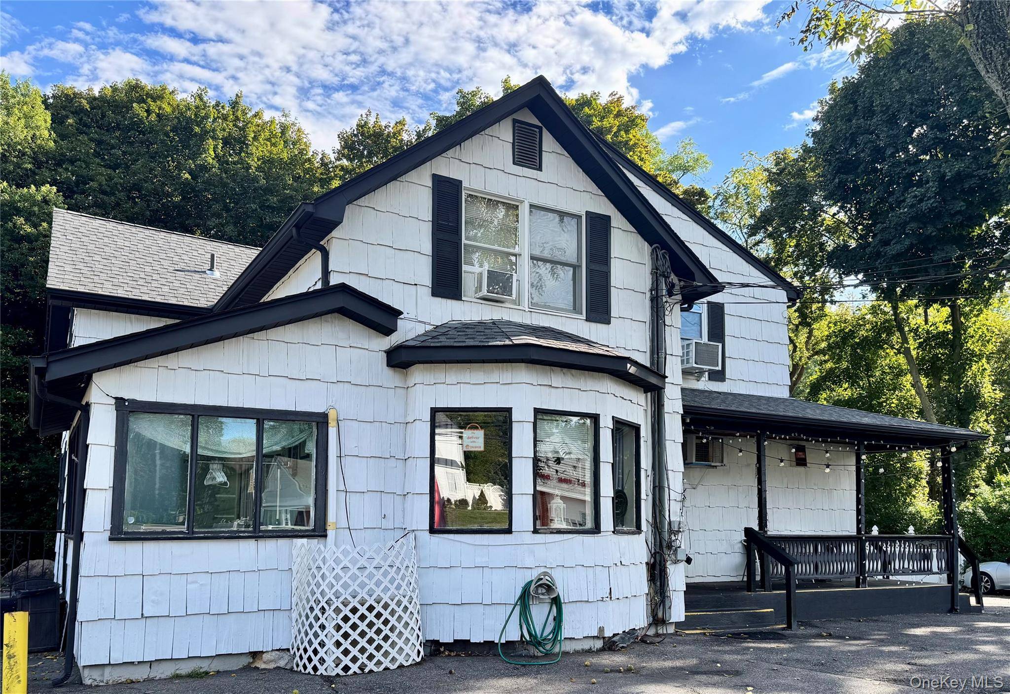 Property Description 749 Mount Sinai Coram Road, Mount Sinai, NY 11766 is a highly visible property on Long Island s North Shore, set in a desirable and growing community with ...