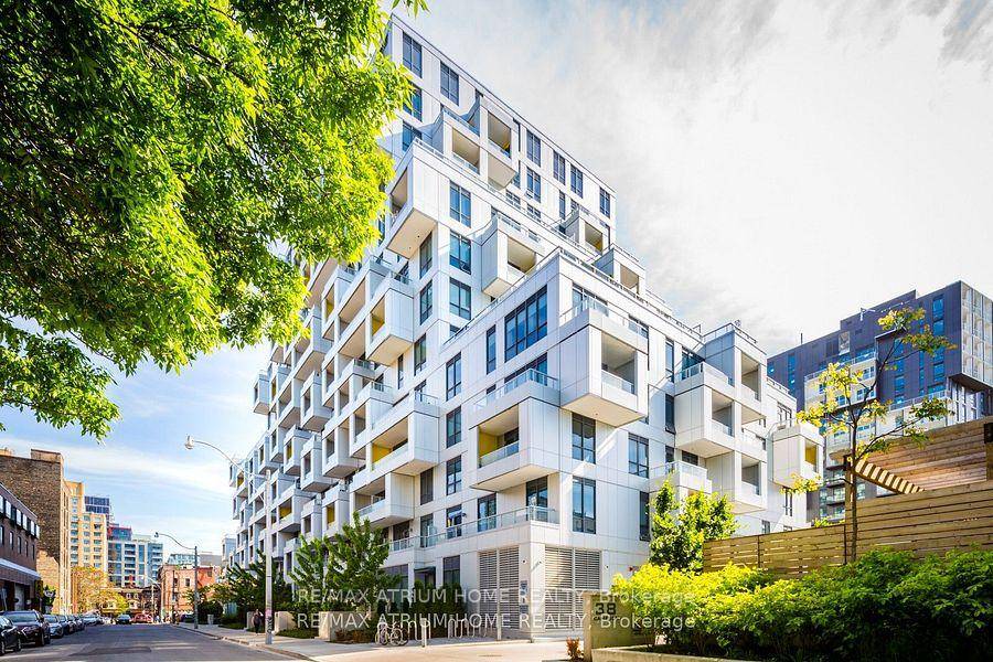 Welcome To Luxury Tridel Built Brand New Sq2 At Alexandra Park !
