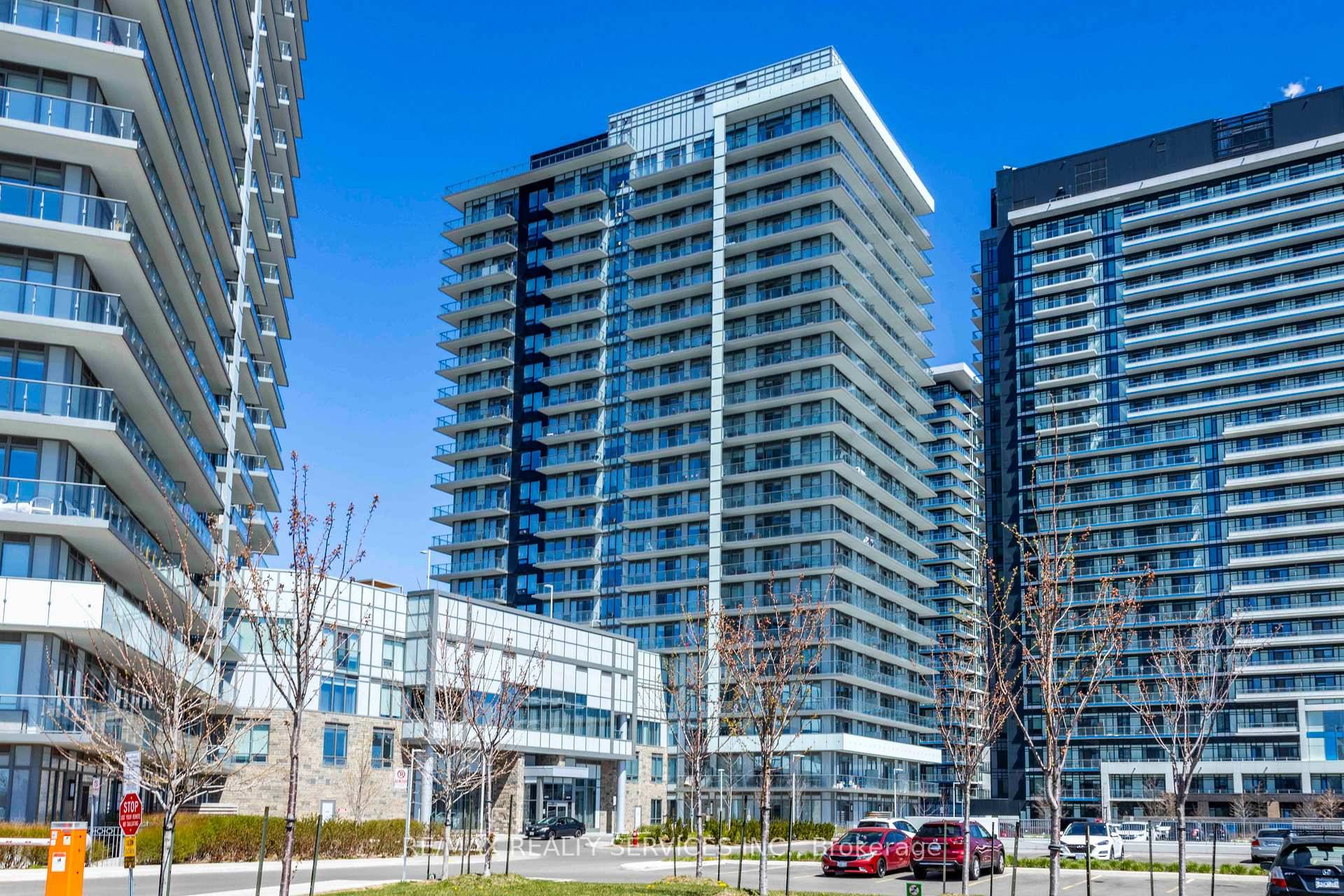 Welcome to this stunning 2 Bedroom Den, 2 bathroom condo located on the 11th floor of the prestigious Erin Square Condos, a vibrant, modern community by Pemberton Group, just under ...