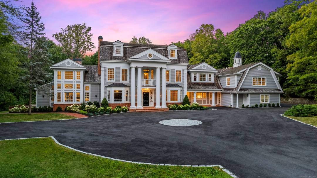 Welcome to 1421 Oenoke Ridge in the picturesque town of New Canaan, CT.
