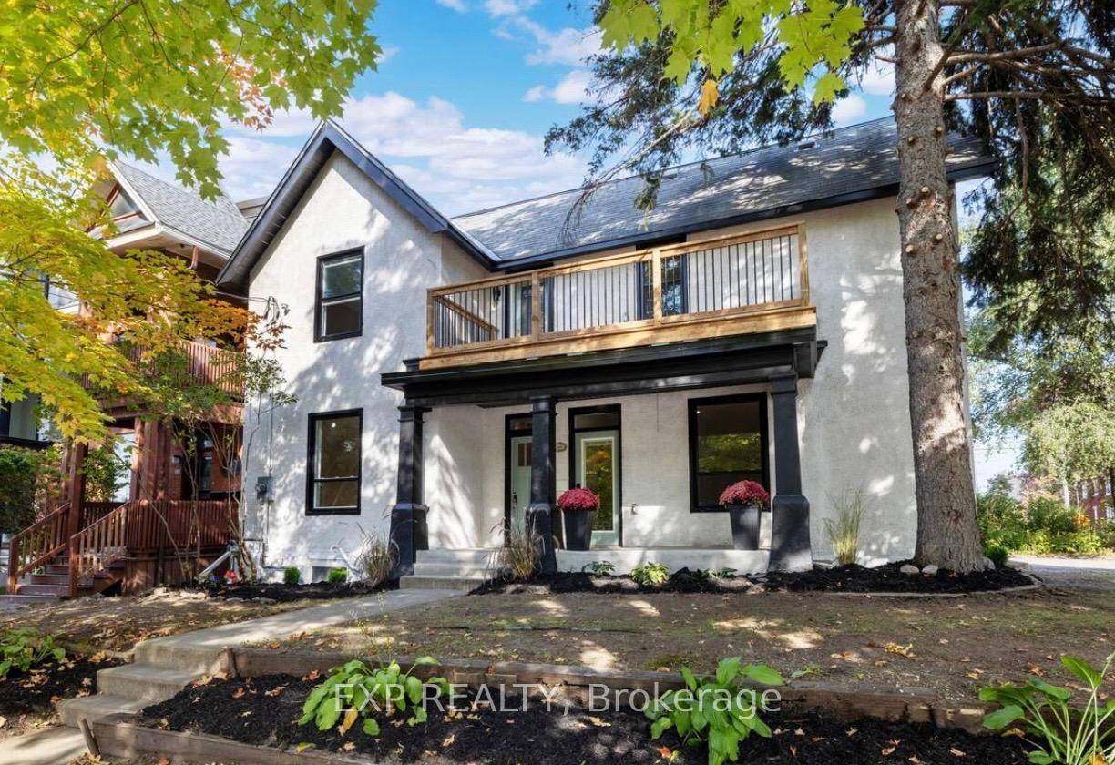 Fully furnished and fully renovated one bedroom apartment available September 1st in the heart of Hintonburg Little Italy.