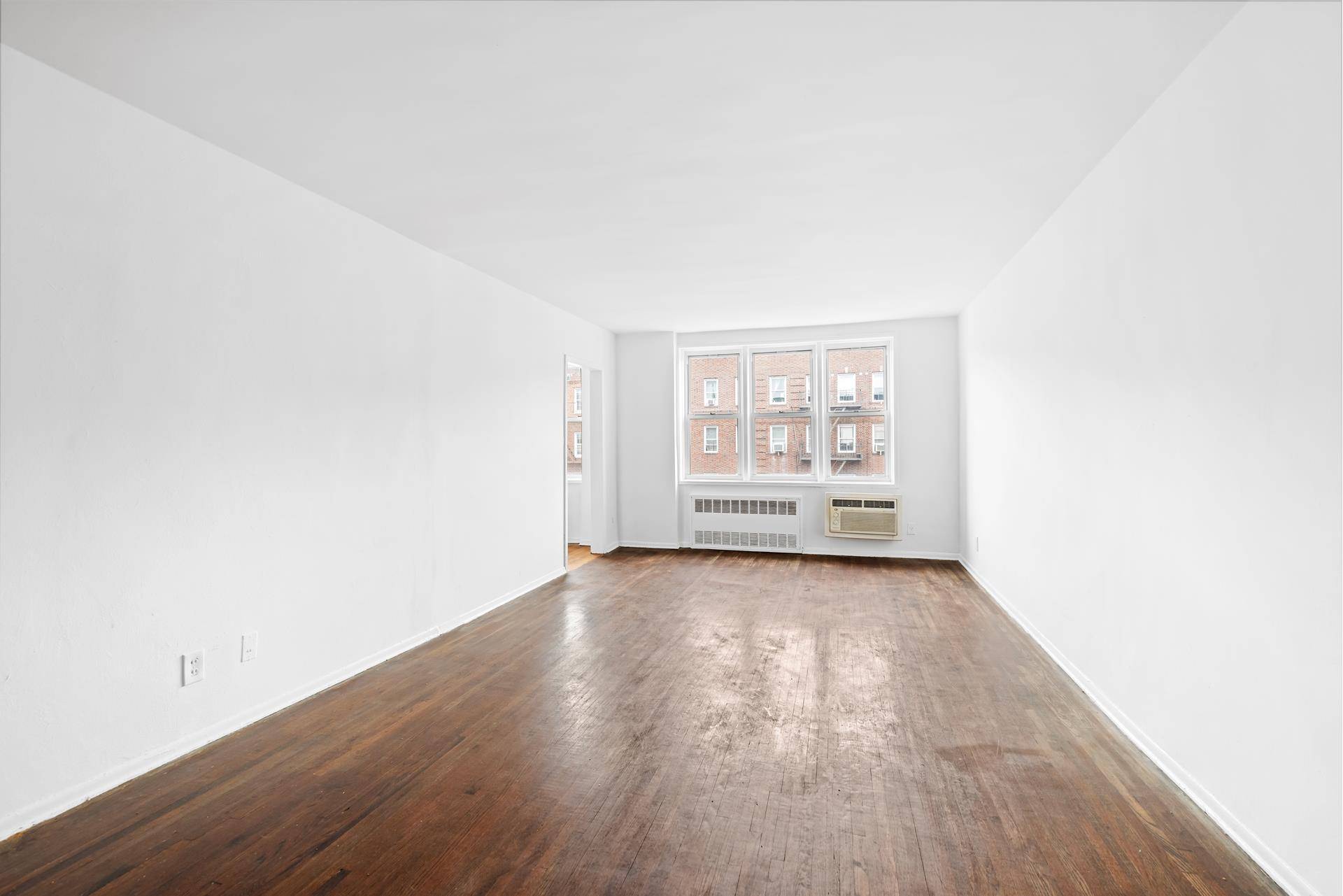 Light, space, and potential come together in this 6th floor junior 4 co op just off Cortelyou Road in the heart of Ditmas Park.