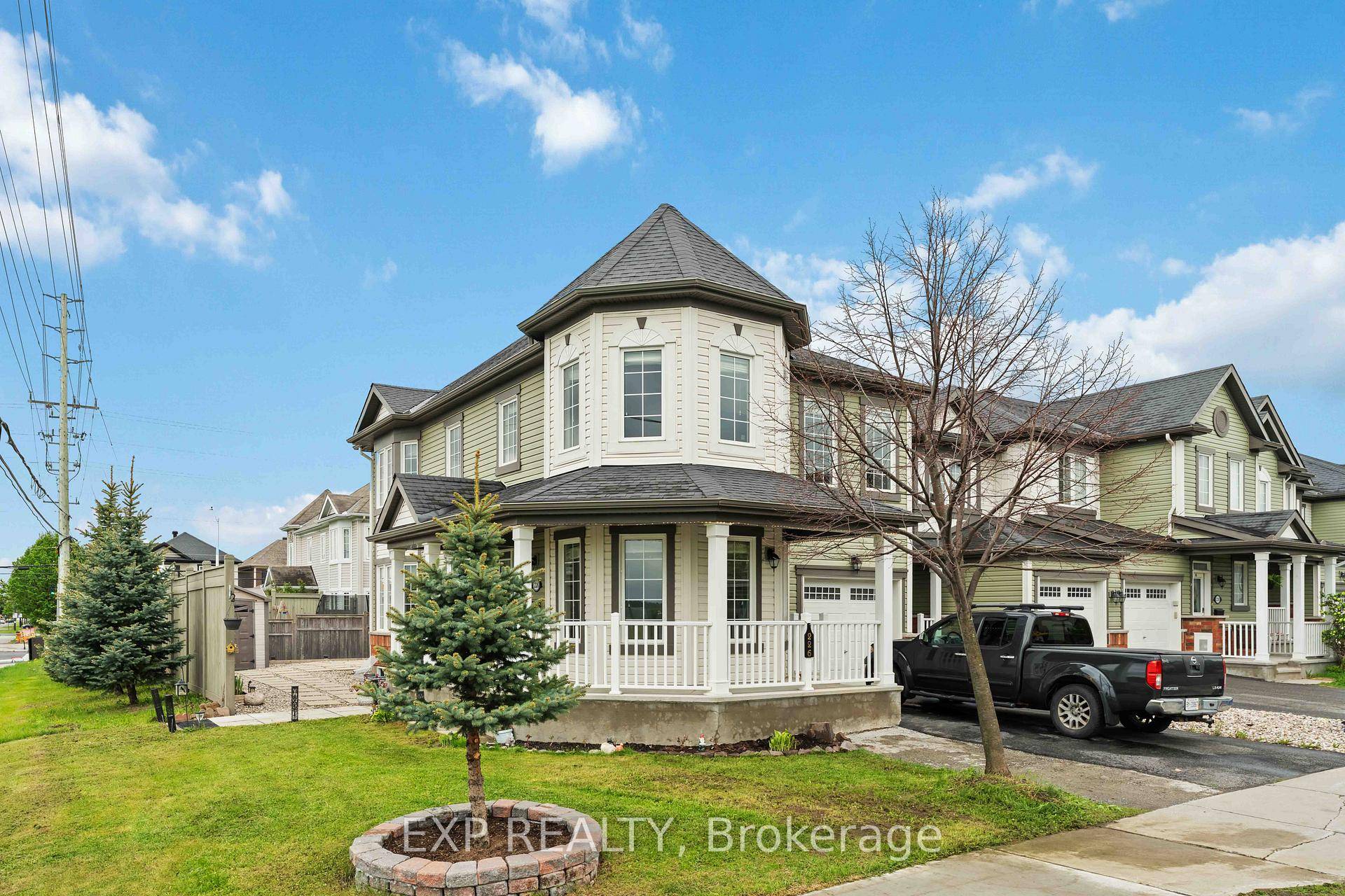 The home you've been waiting for is now for sale !