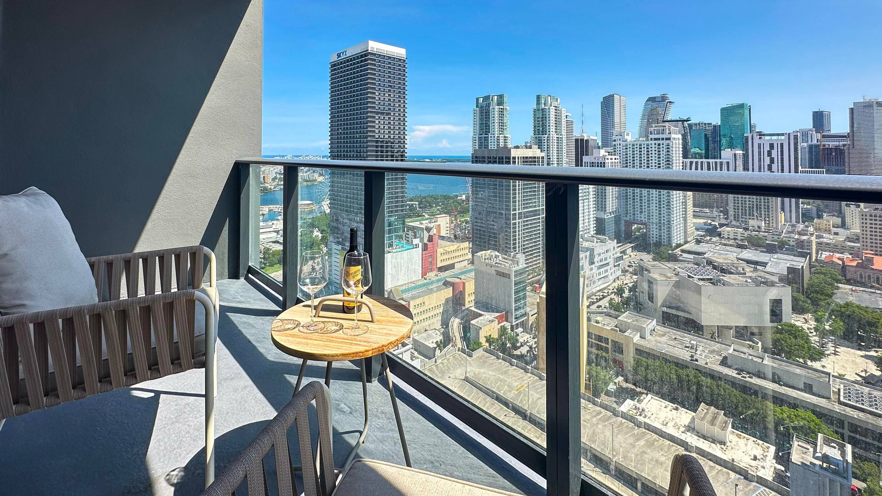 Photos coming soon ! Welcome to Natiivo at The Gale Hotel, where cutting edge design meets ultimate flexibility.