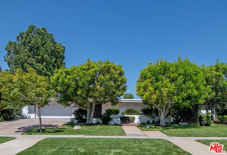 115  S June St 5BR Mid Wilshire La
