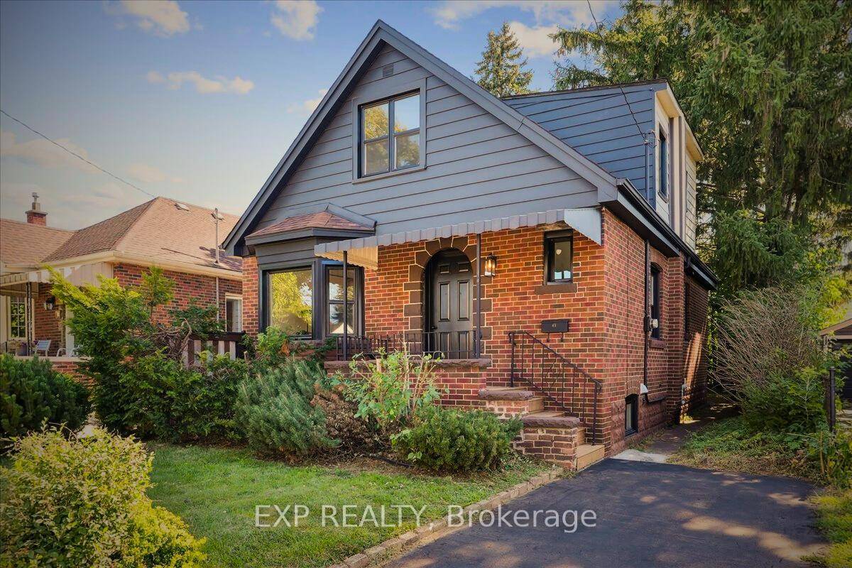FULLY UPGRADED TURNKEY HOME OVER 170, 000 IN RENOVATIONS !