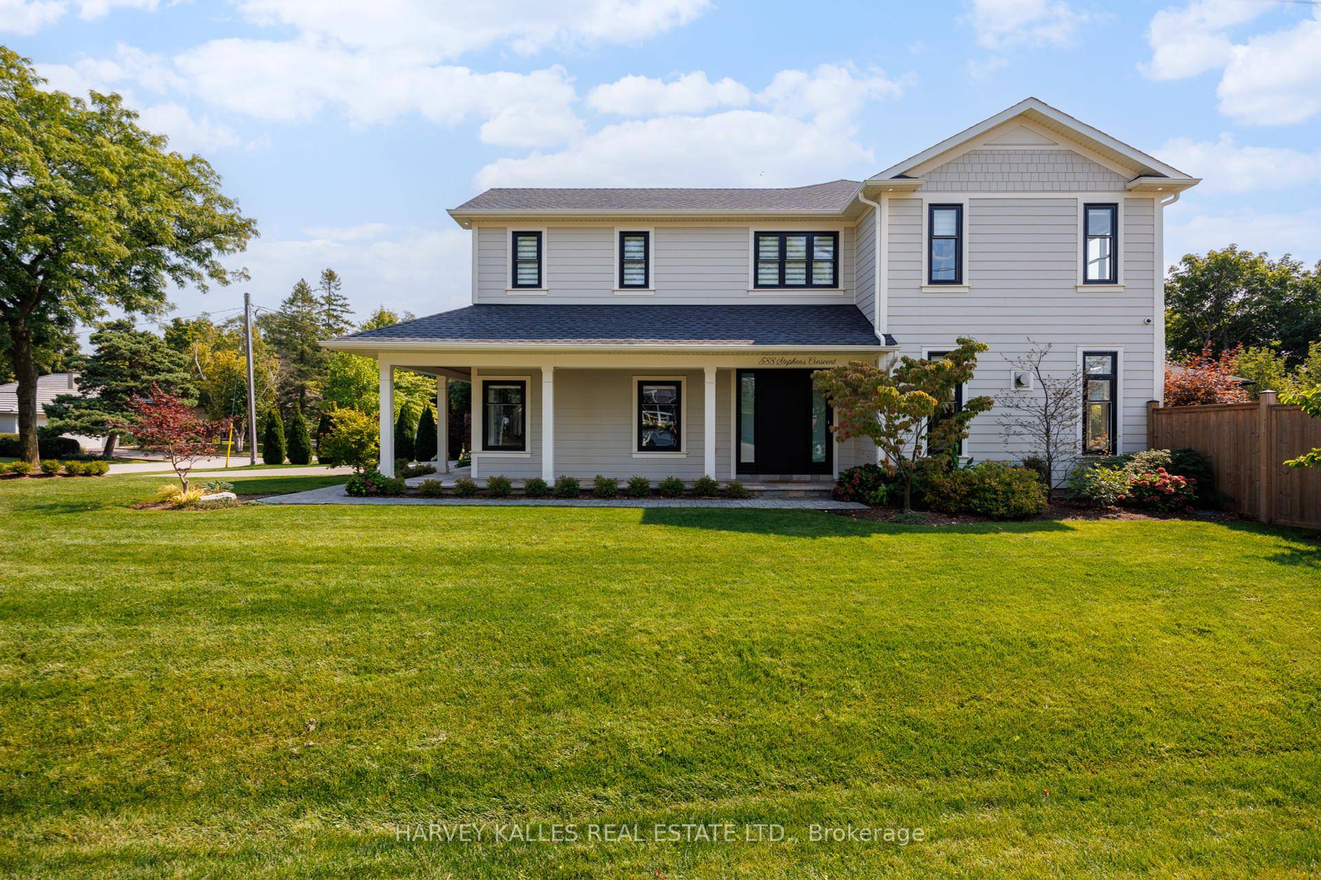 Welcome to 588 Stephens Crescent, a beautifully designed two storey modern farmhouse built in 2020 with Hardie Board Exterior.