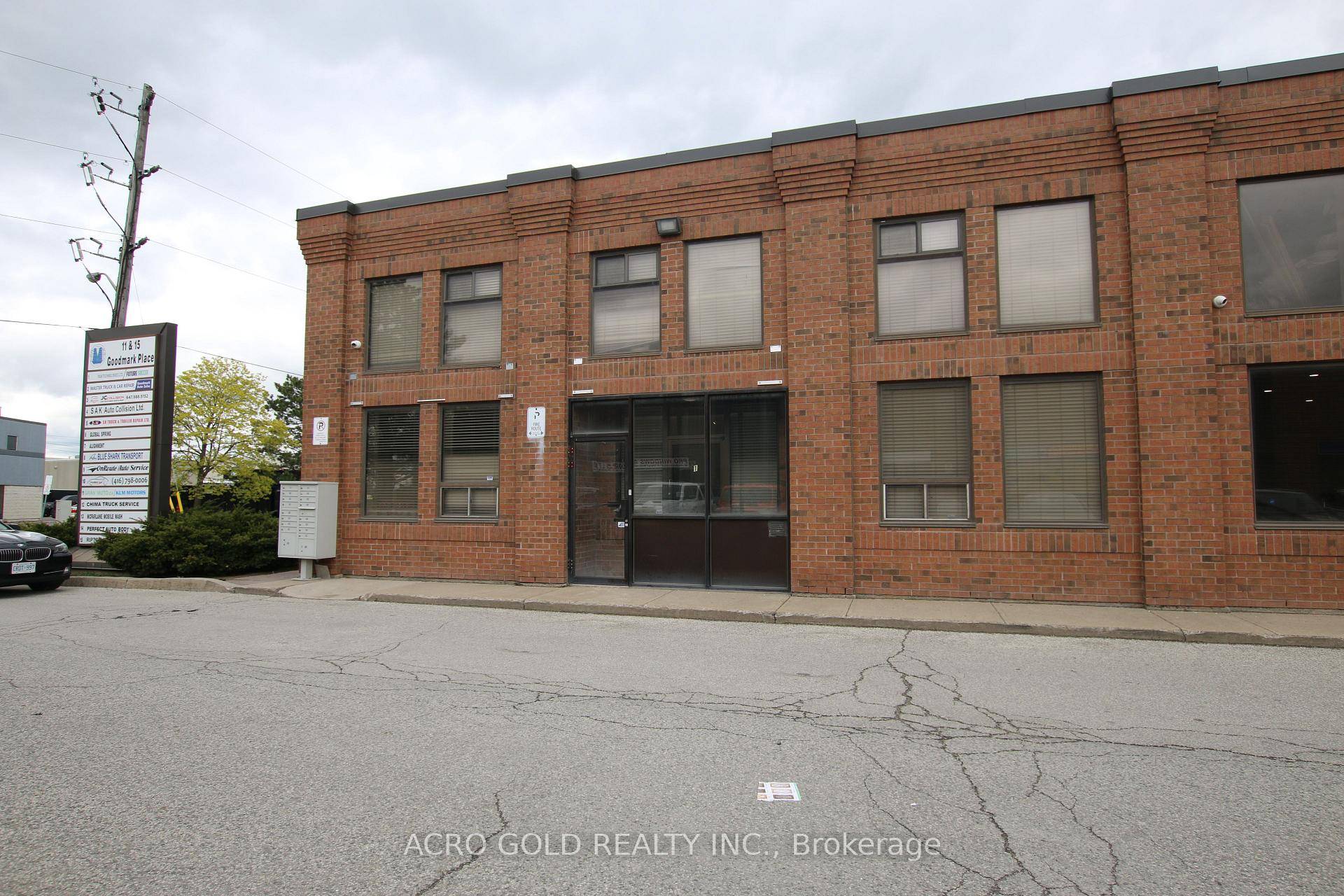 Rare Opportunity Corner Unit Fronting On Goodmark.