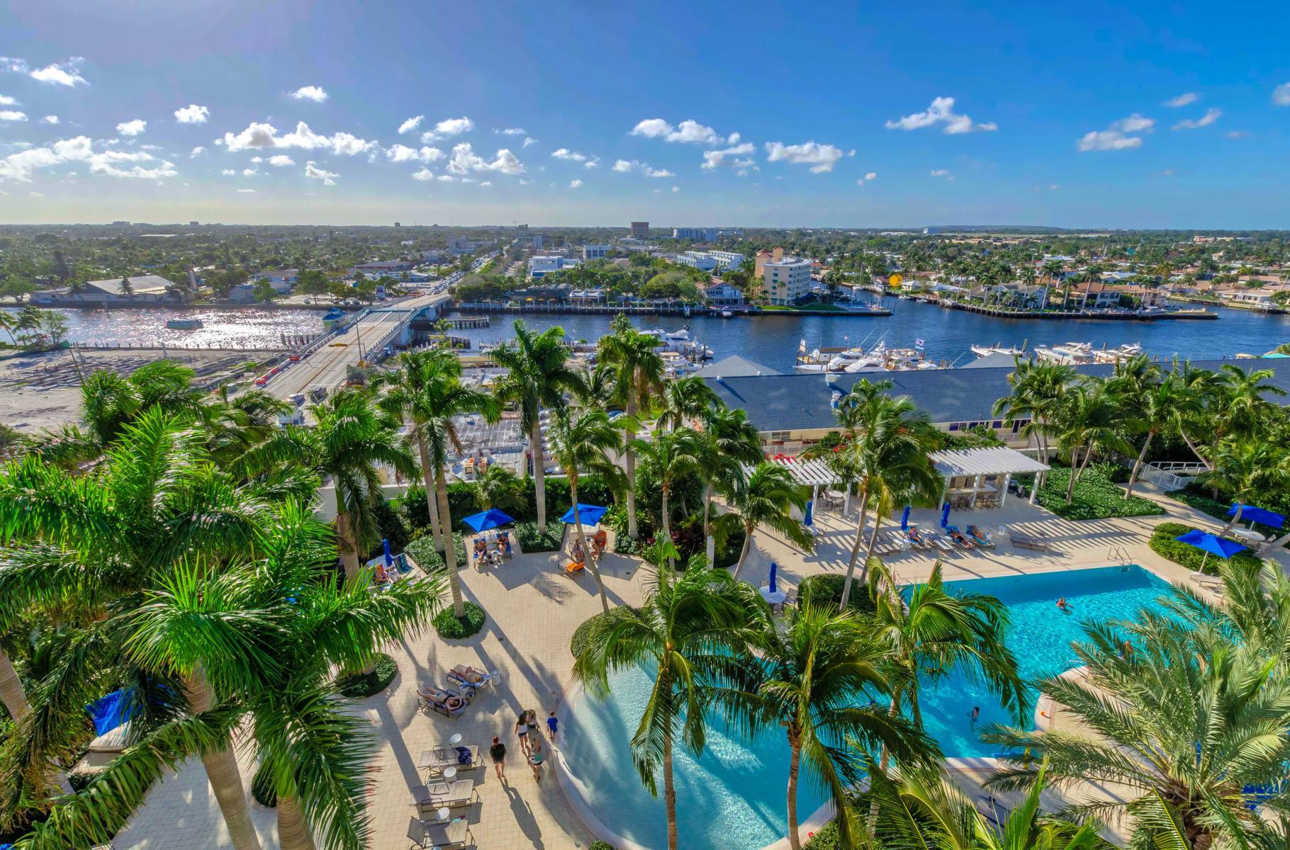 Welcome to the gorgeous Plaza at Oceanside !