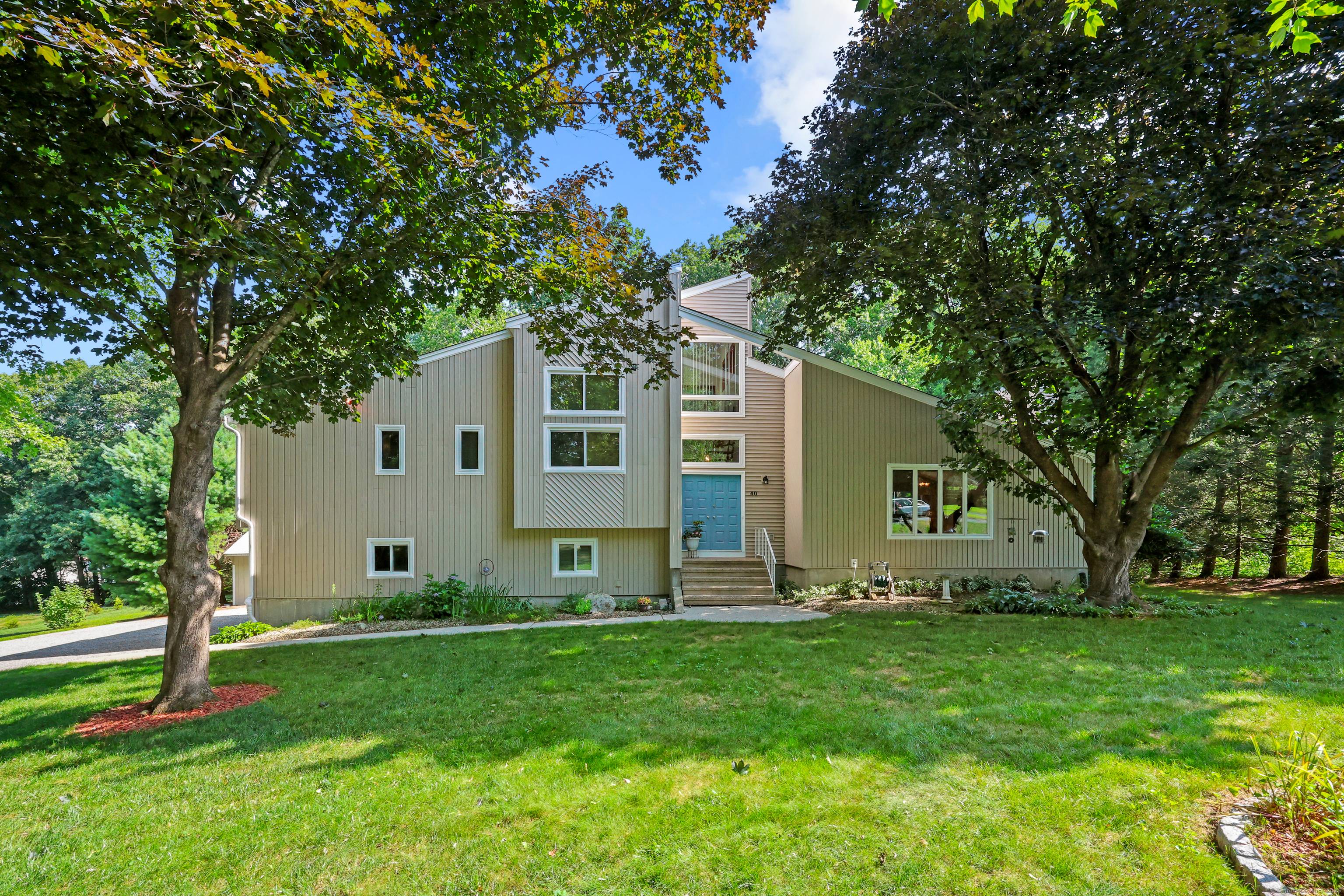Beautifully Maintained Contemporary Design Home Located in Joshua Farms Subdivision On A Private Yet Neighborly 1.