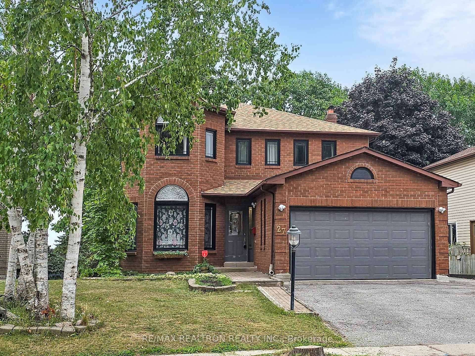 Bright and spacious Main amp ; 2nd flr house in a quiet, family friendly court.