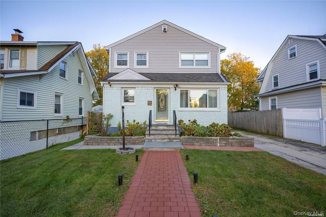 Legal 2 family home on a 4000 sqft lot.