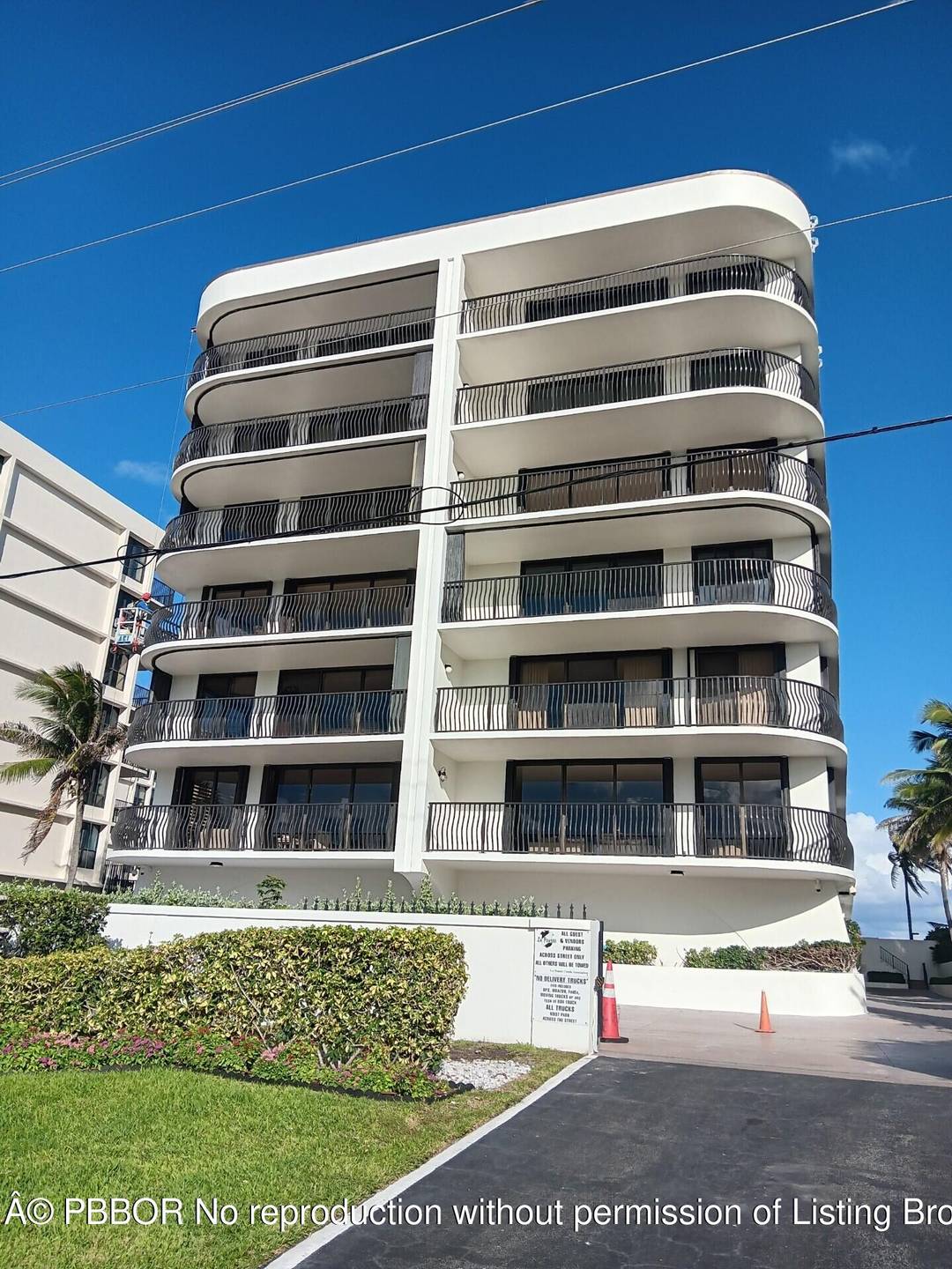 OCEANFRONT 3 Bed 3. 5 Bath Condo in Boutique Building.