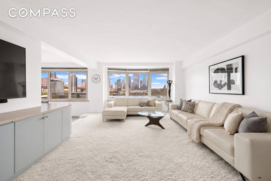 Bring your vision to Residence 11M, an expansive, sun drenched 2 bedroom, 2 bathroom home perched on the 11th floor.