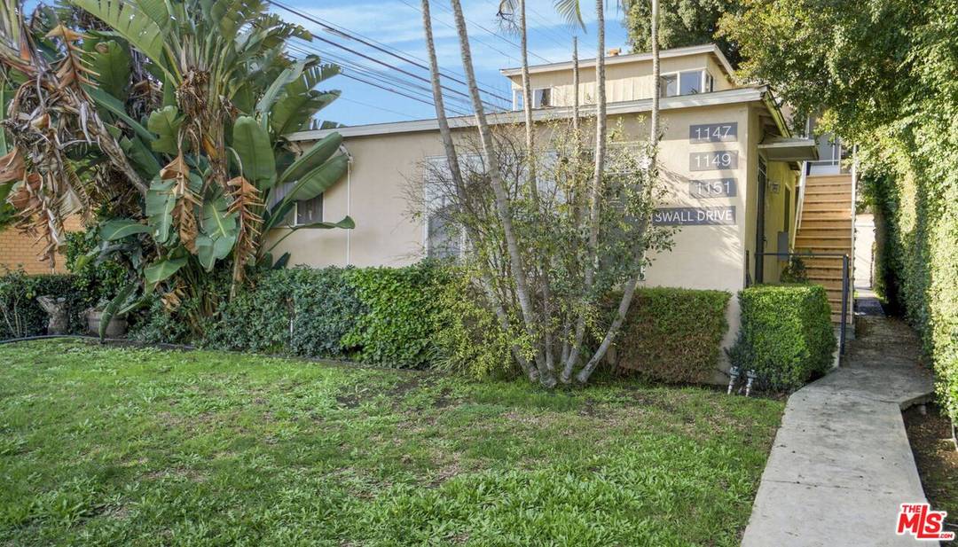 1147 S Swall Dr 3BR Beverlywood La