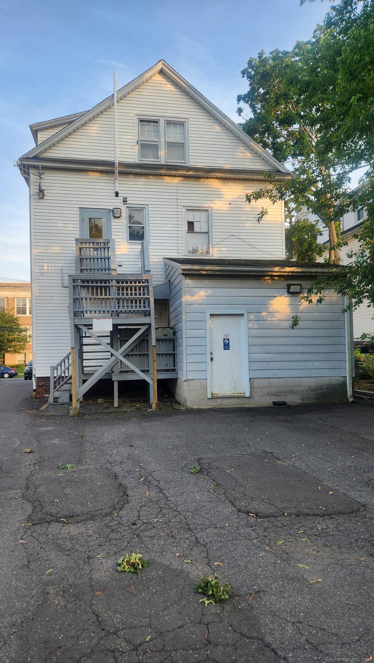 Investment opportunity in West Haven's Central Business District !