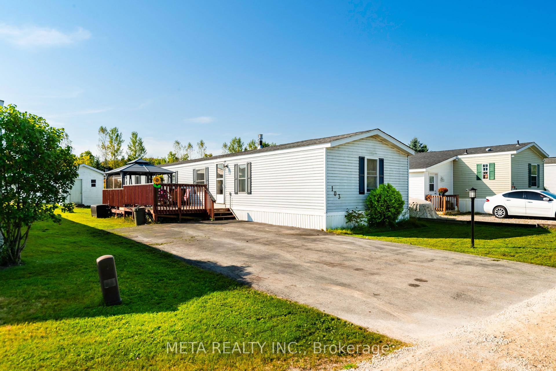 Welcome to 103 Maple Grove Village Road !