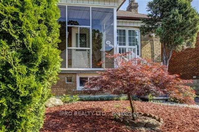 Incredible location, Convenient layout 2 Bed 1 W, plus a full basement unit with 2 Bed 2 W, 4 Minutes walt to the coming Oakwood Station New Lrt N Line ...