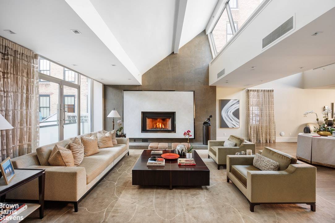 Located in the heart of the Flatiron district on 21st Street between Broadway and Park Avenue South moments from both Madison Square Park and Union Square Park and surrounded by ...