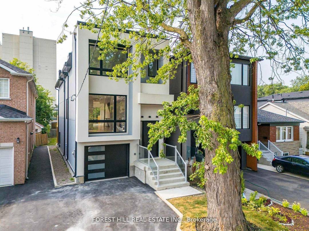 This could be the best deal in Etobicoke an opportunity not to be slept on !