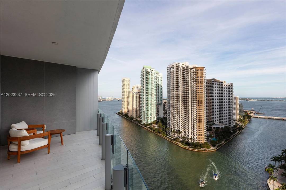 Waterfront Living at Aston Martin Residences Set within Aston Martin Residences, Unit 2107 is a refined Downtown Miami waterfront offering defined by private arrival, sculptural architecture, and a crescent shaped ...