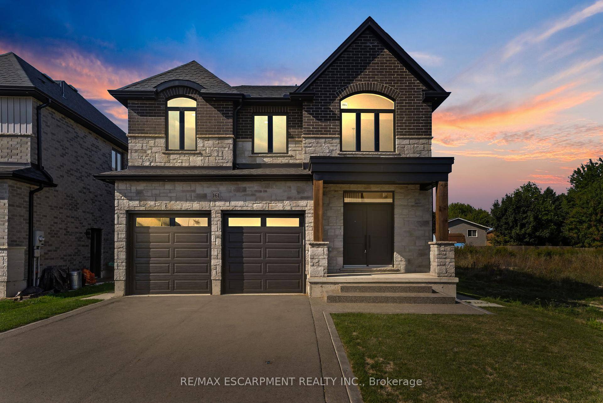 Welcome to High Valley Estates, where the Willow model defines luxury living.
