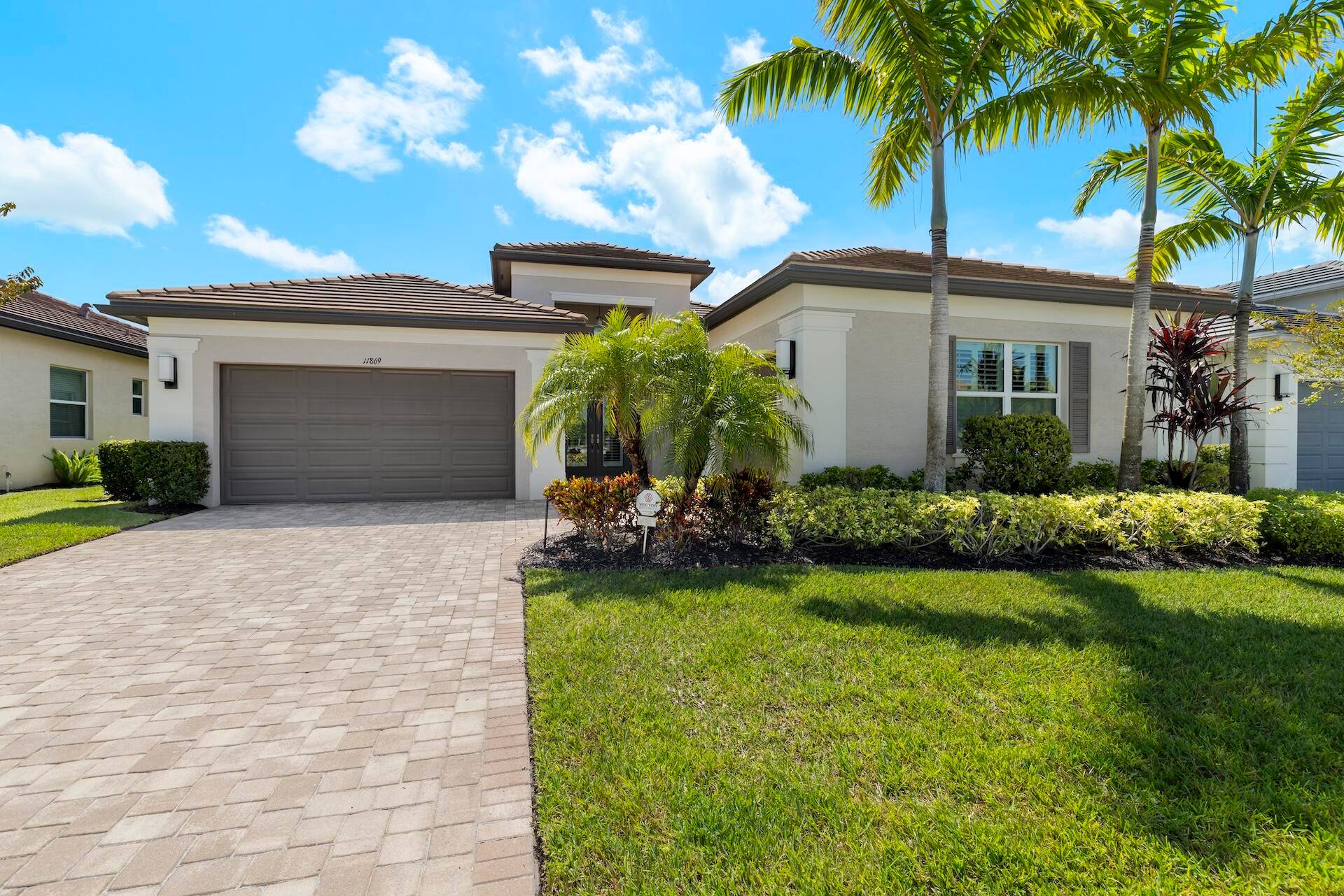 Welcome to this immaculate thoughtfully designed and beautifully upgraded home where a sought after layout offers flexible living and timeless style.