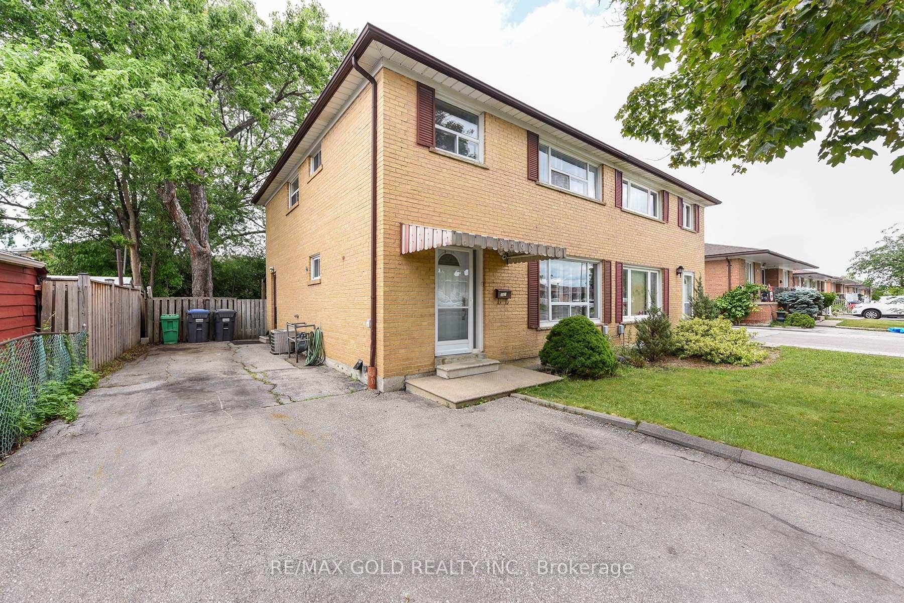 Welcome to 3507 Laddie Crescent a spacious, updated, and immaculate 4 bedroom semi detached family home featuring updated flooring, an elegantly upgraded staircase, and a modern eat in kitchen with ...