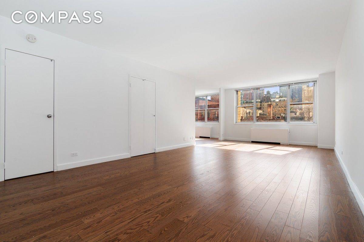 All newly renovated massive 1 bedroom with dining area Apartment Features Total Renovation Dining Area Central Heat Air Windowed Kitchen Dishwasher Stainless Steel Appliances Microwave Instant Hot Water Tap Building ...