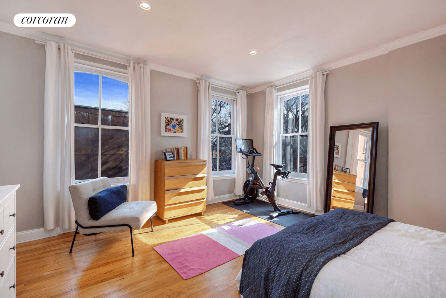 Newly renovated true three bedroom apartment in prime Fort Greene.