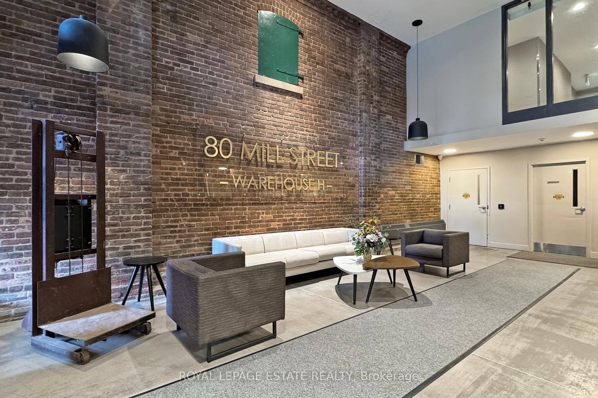 Gorgeous sub PENTHOUSE CORNER SUITE in the heart of The Distillery boasting over 1000 square feet total of stylish living space.