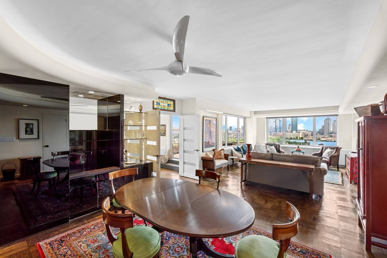 Welcome to 12 Beekman Place An Enclave of Privacy and Incomparable River City Views Nestled between 49th and 50th Streets, directly across from the iconic East River.