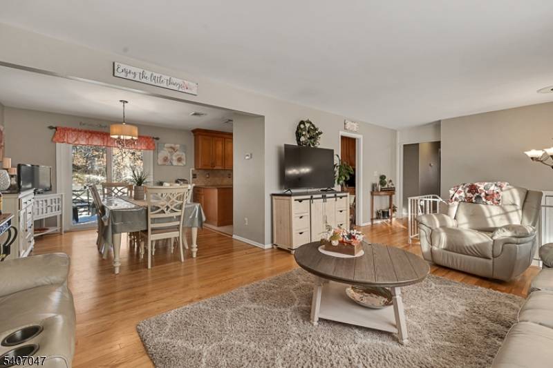 WELCOME HOME Move right in to this fabulous 4 bedroom, 2.