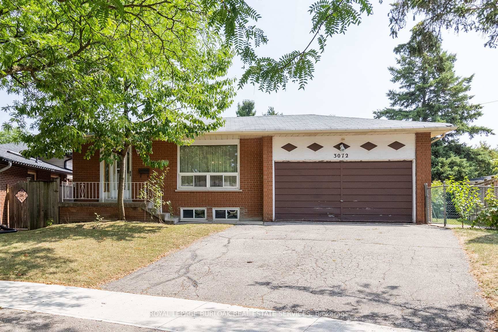 Welcome to a fantastic opportunity in the heart of the highly sought after Palmer neighborhood.