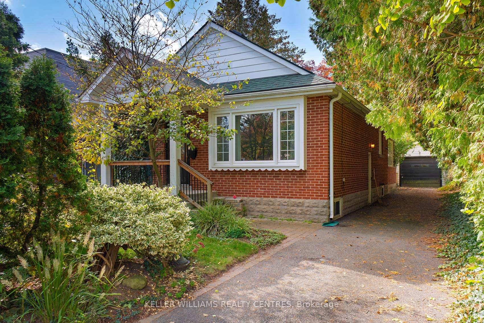 Welcome to 370 Delaware Avenue, ideally situated in the heart of downtown Burlington.