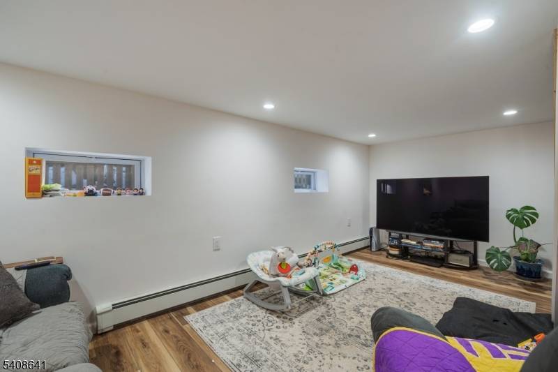 Charming home in Towaco Montville Township situated on a quiet street, this 2 bedroom, 2 bath home sits on a 50 x 200 fully fenced through lot with public water, ...