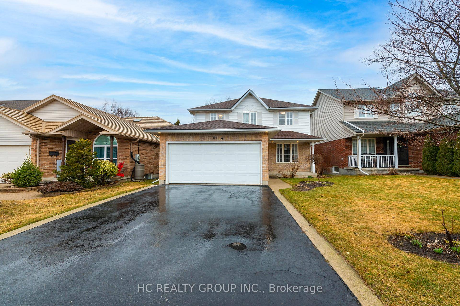 This Beautiful Property is close to all the Amenities, Shopping, Library, Restaurants, Top Rated Schools, Parks, and Trails, Movie Theater, Gym, Hard wood Floors, Minutes to Hwy 401, Short Drive ...