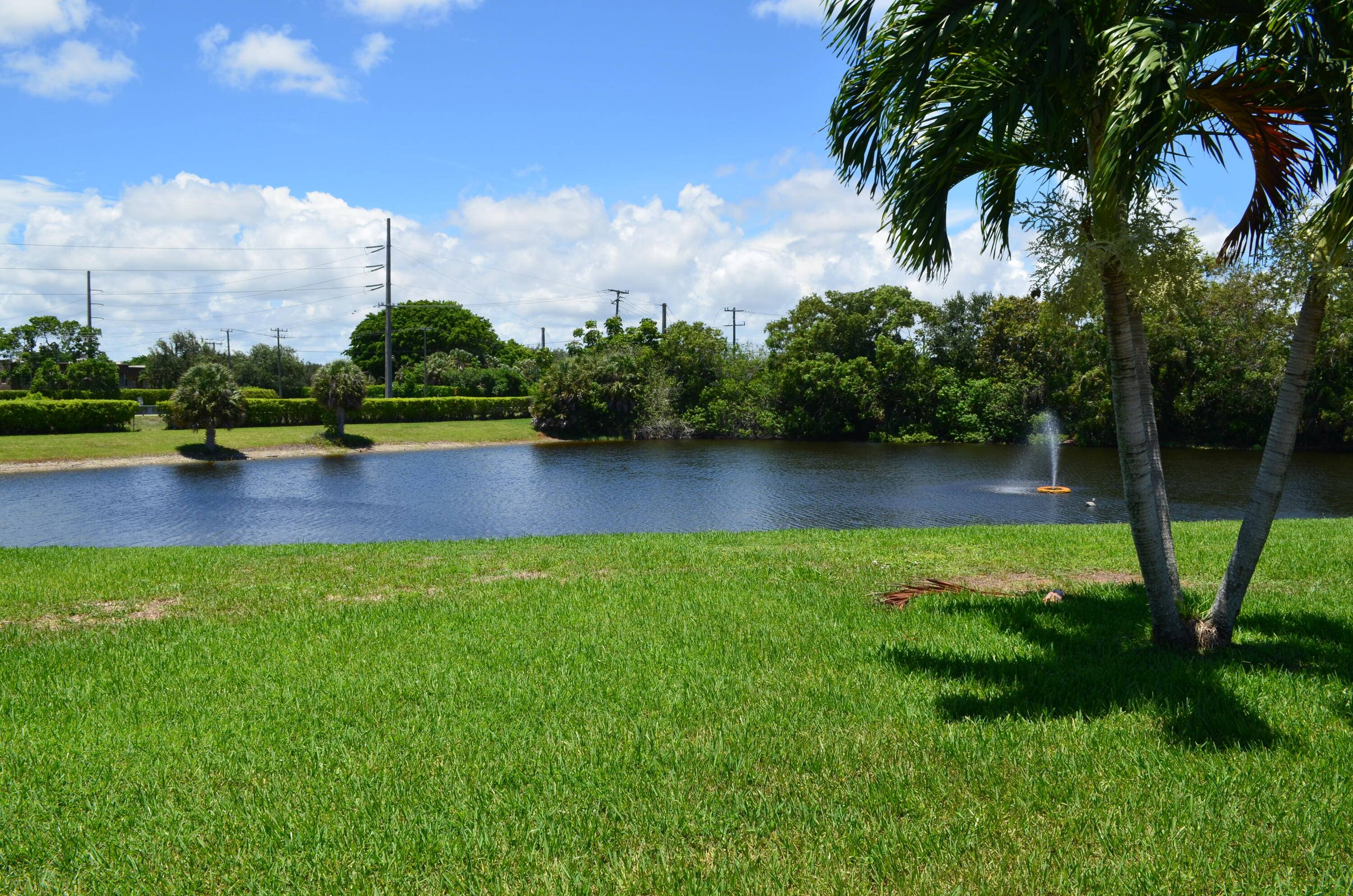 Priced to sell direct water view 2 2 villa in Laurel Oak section of Las Verdes.