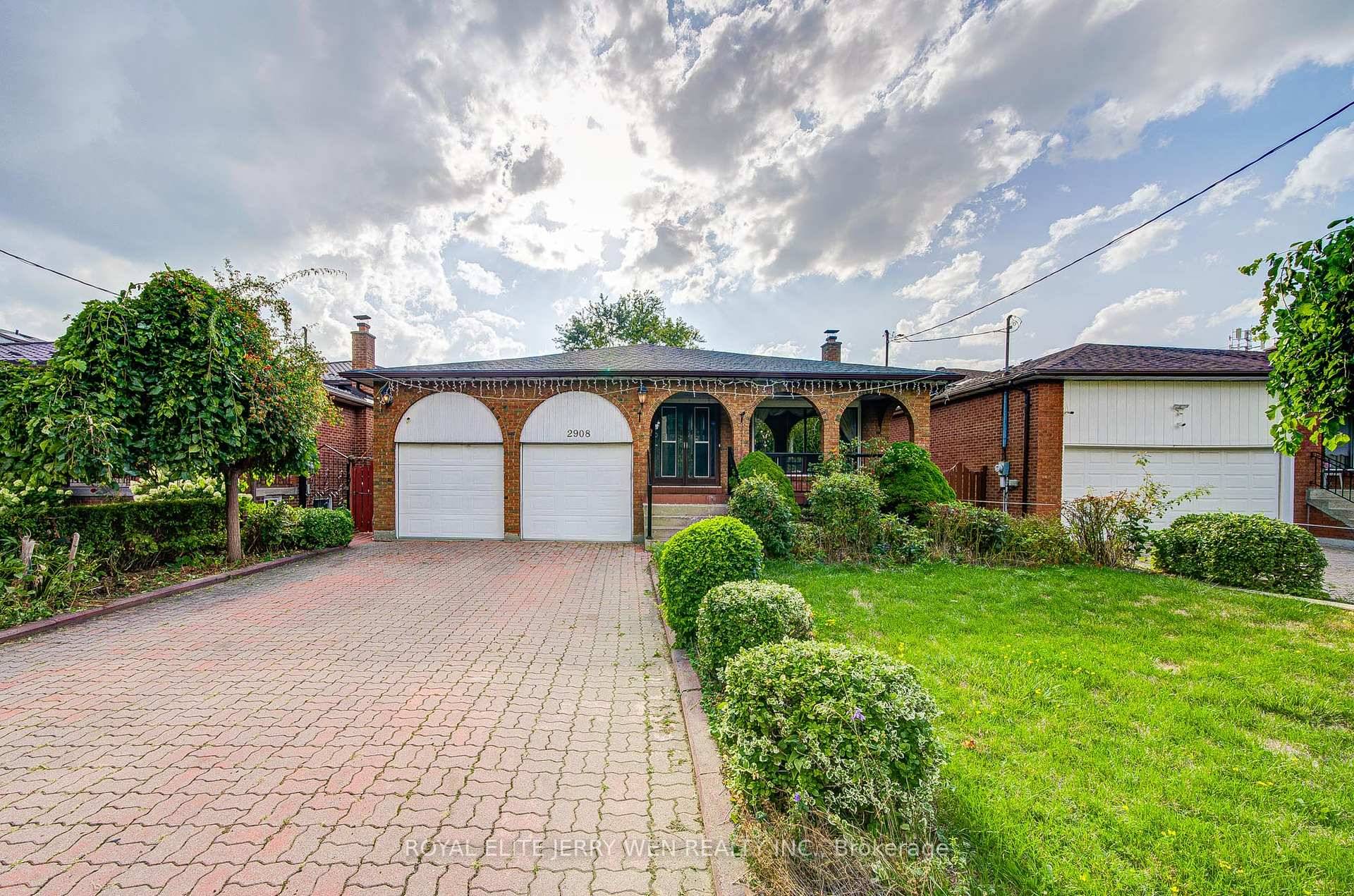 Spacious 5 Level Detached Back Split with Income Potential in Sought After North York.