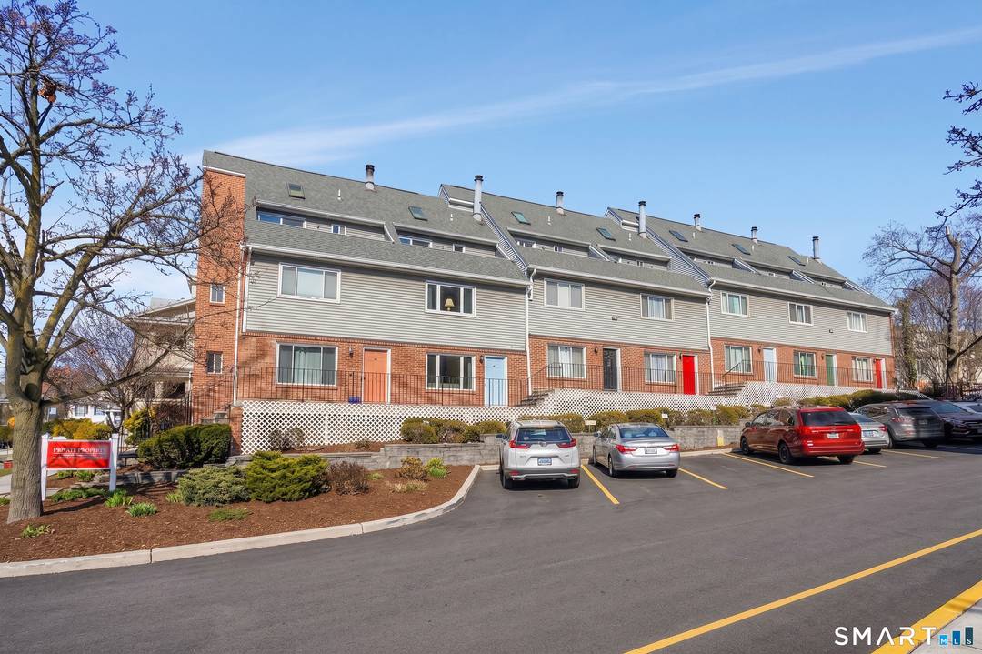 Welcome home to this beautifully maintained 3 bedroom, 2.