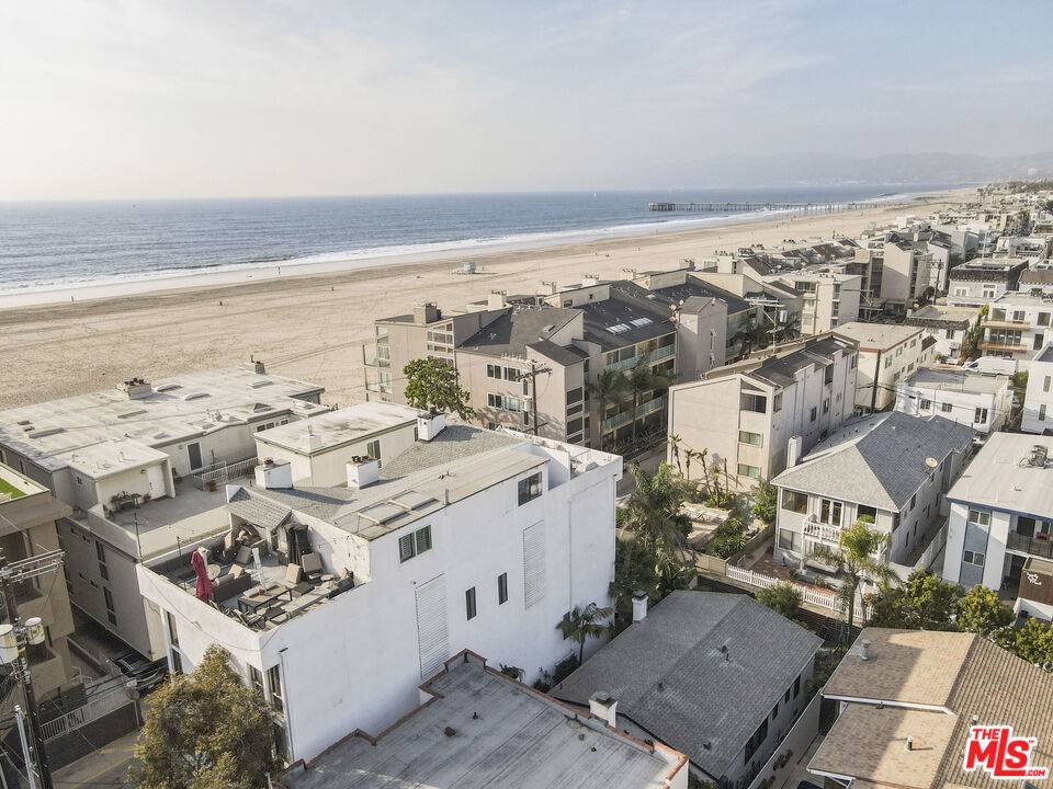 14 Mast St 7BR Marina Del Rey La