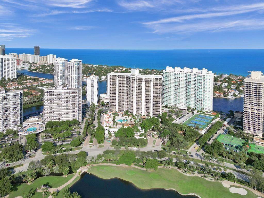 Spacious 2, 080 SQ FT, 3 bedrooms, 2.