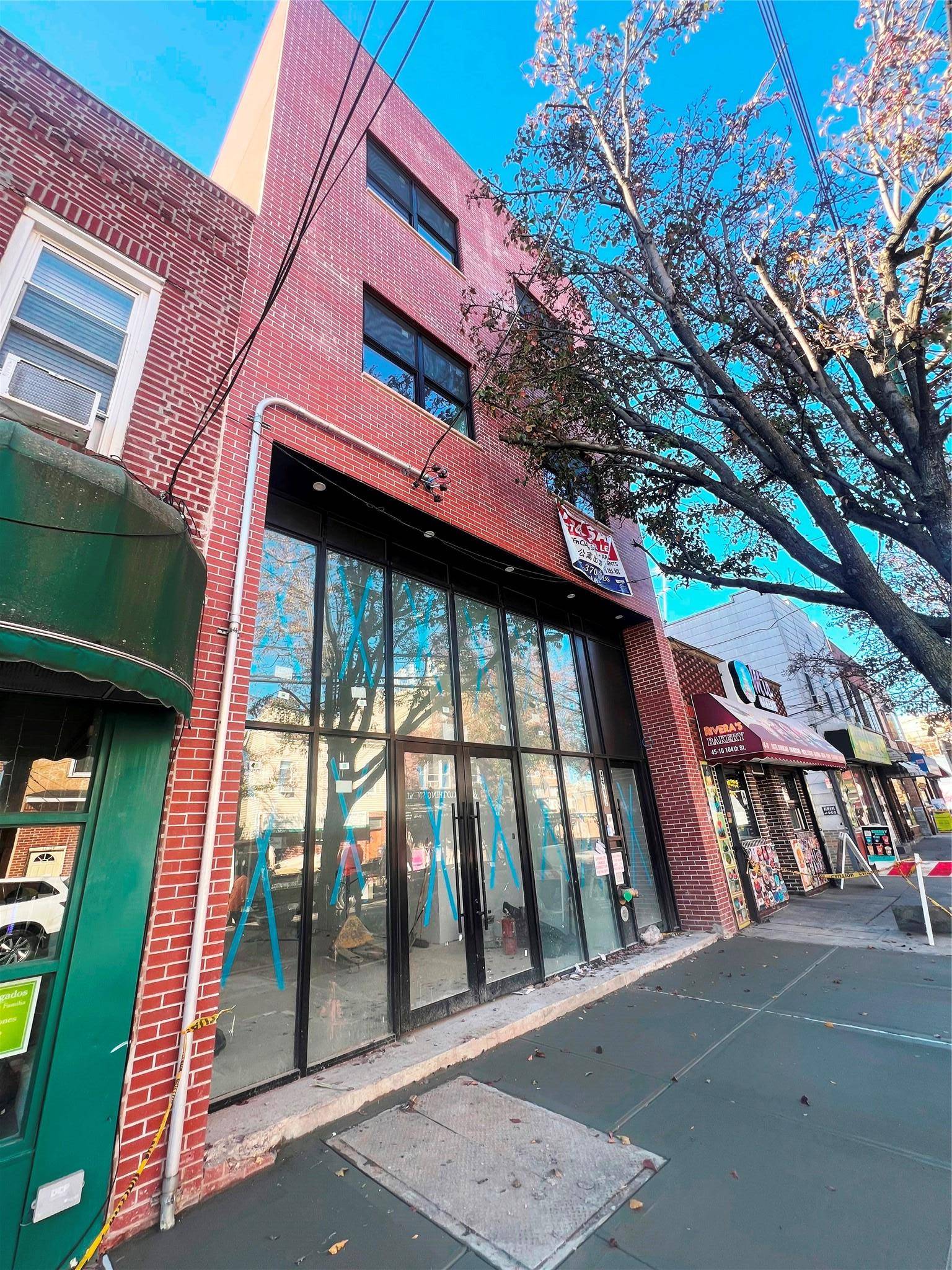 This is a perfect investment opportunity in the heart of Corona, NY.