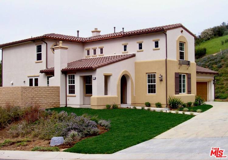 1952   Hazel Nut Ct 4BR La