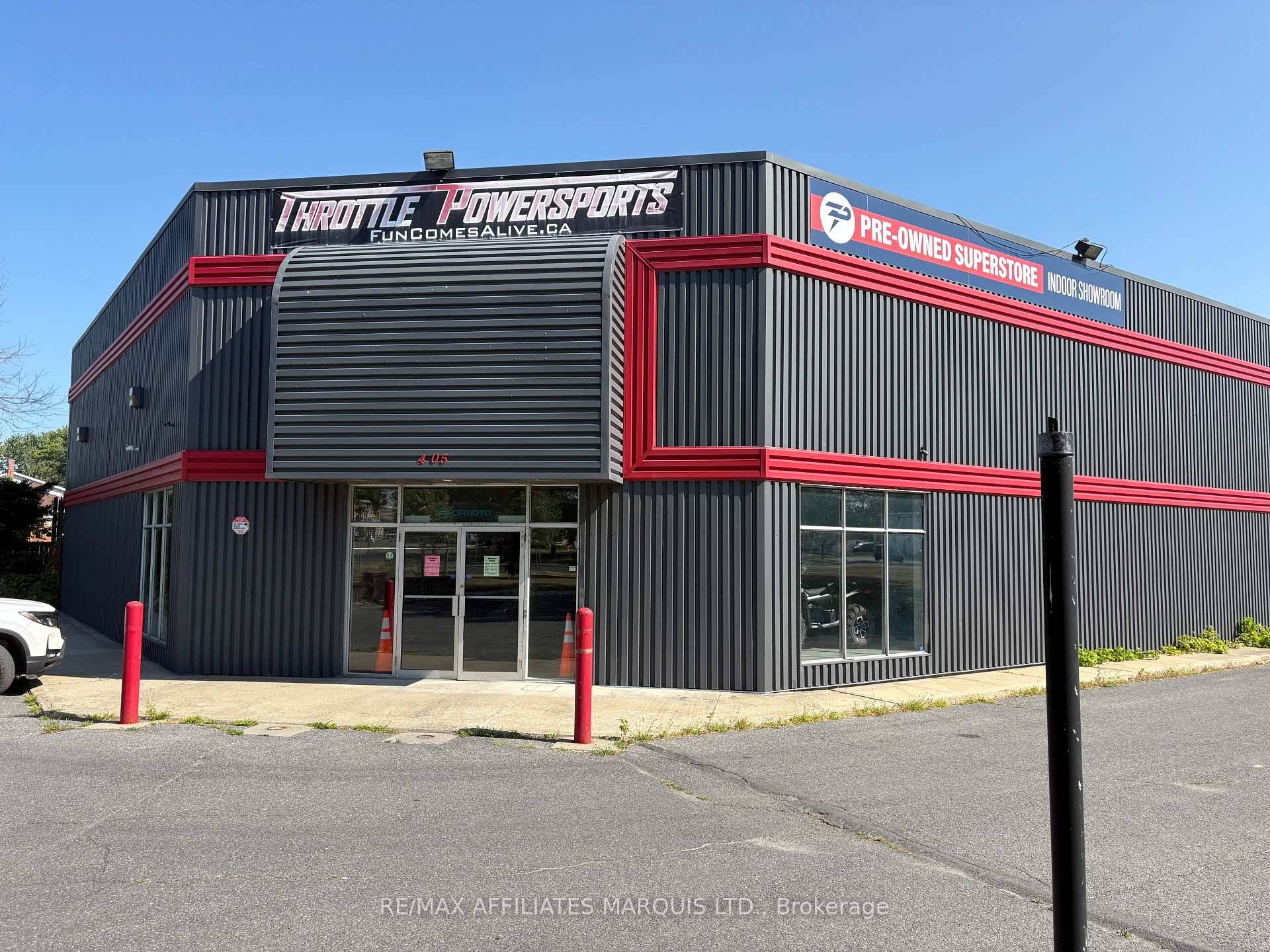This is a 12, 694 sq ft commercial retail building with 9, 641 sq ft on the main floor amp ; 3, 053 sq ft of mezzanine area located on ...