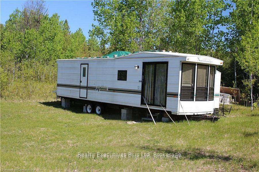 PERFECT ACRAGE FOR NATURE LOVERS !